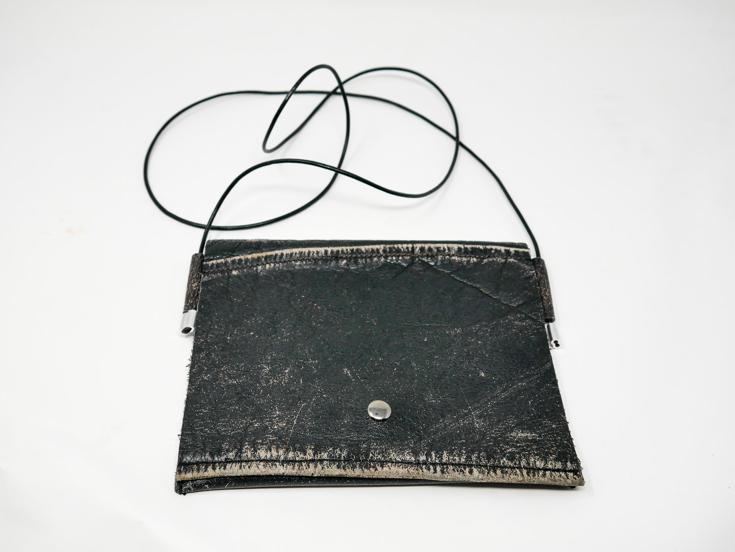 The Traveler Cross Body