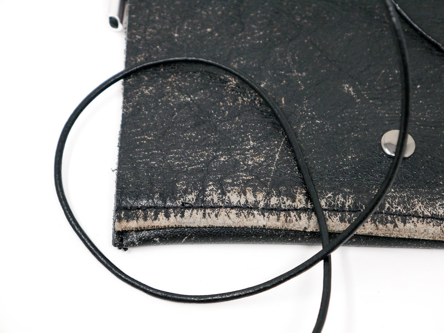 The Traveler Cross Body