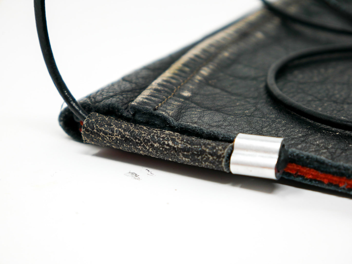 The Traveler Cross Body